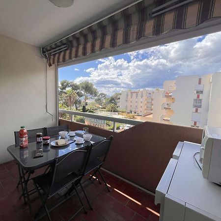 Studio Cabine A St-Raphael Avec Terrasse Et Parking, A 100M De La Plage - Fr-1-226A-23 Saint-Raphaël المظهر الخارجي الصورة