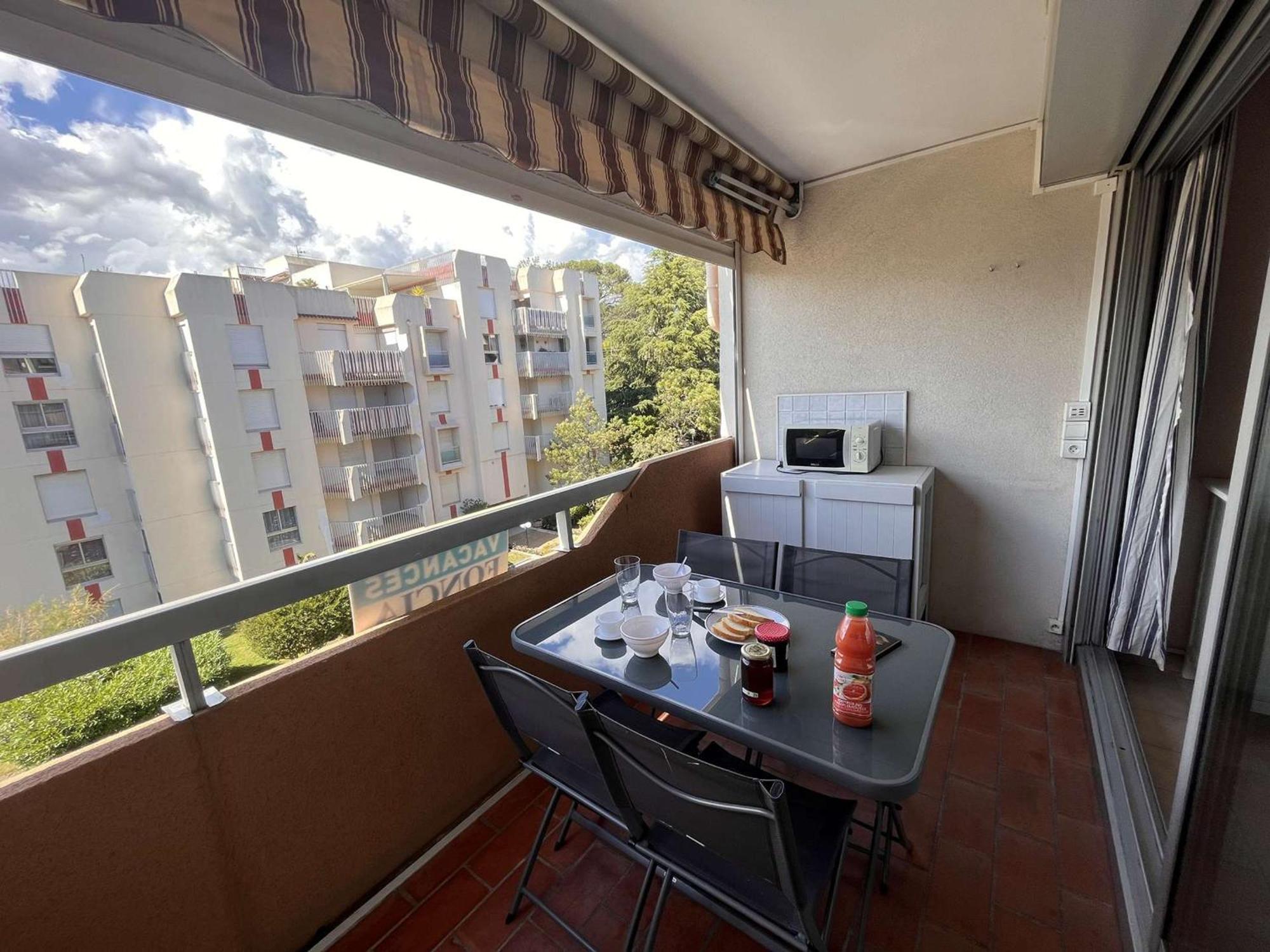 Studio Cabine A St-Raphael Avec Terrasse Et Parking, A 100M De La Plage - Fr-1-226A-23 Saint-Raphaël المظهر الخارجي الصورة